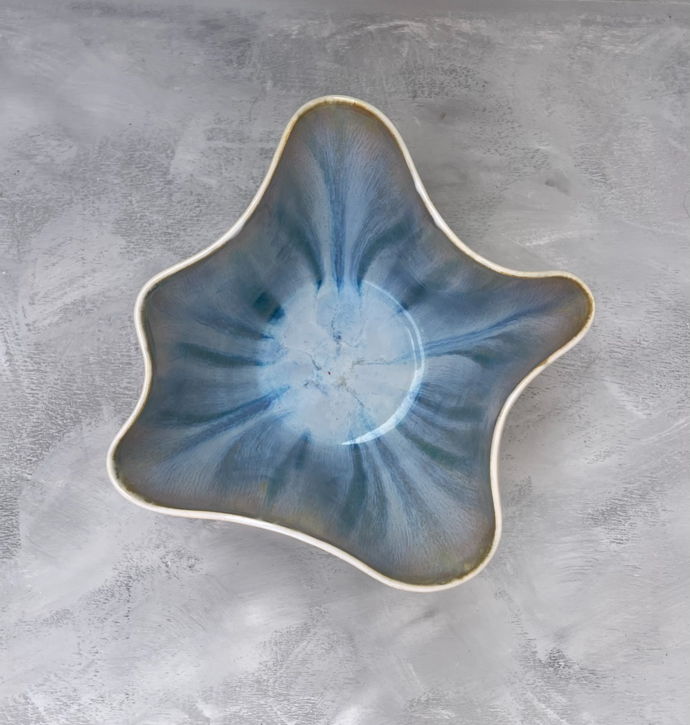Decorative Wobble bowl